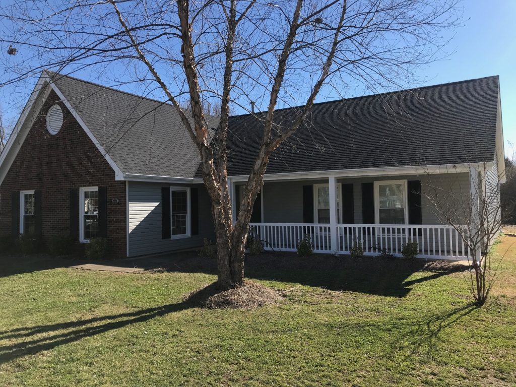 Charlotte Vinyl Siding with Vinyl Redinforced Porch Rail