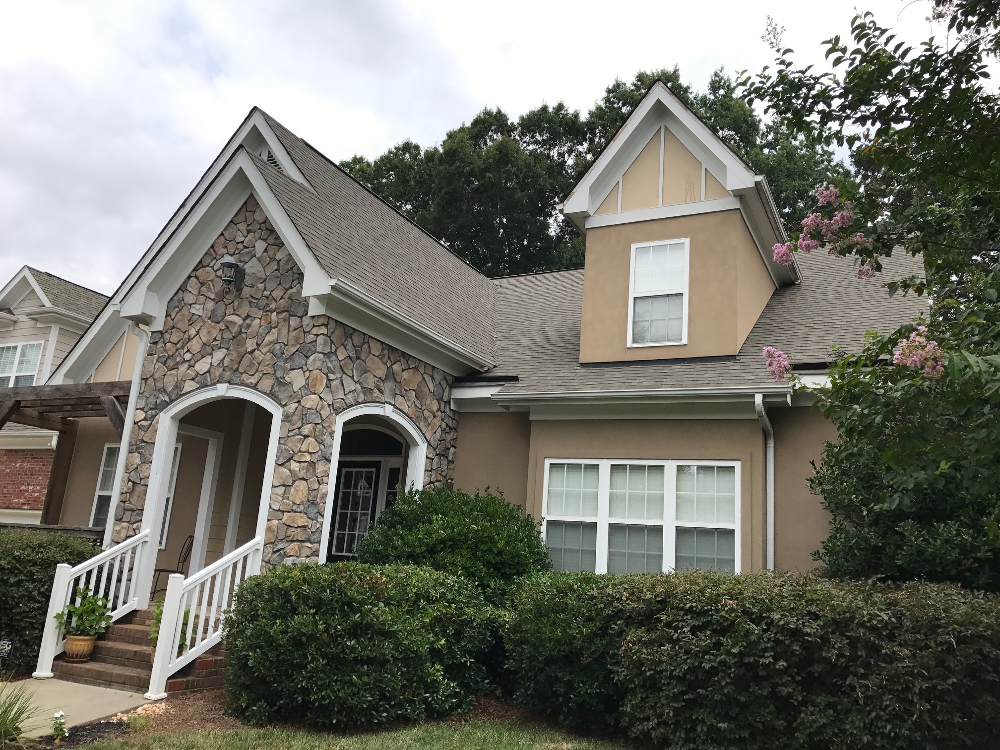 Completed roof in Davidson. River run country club