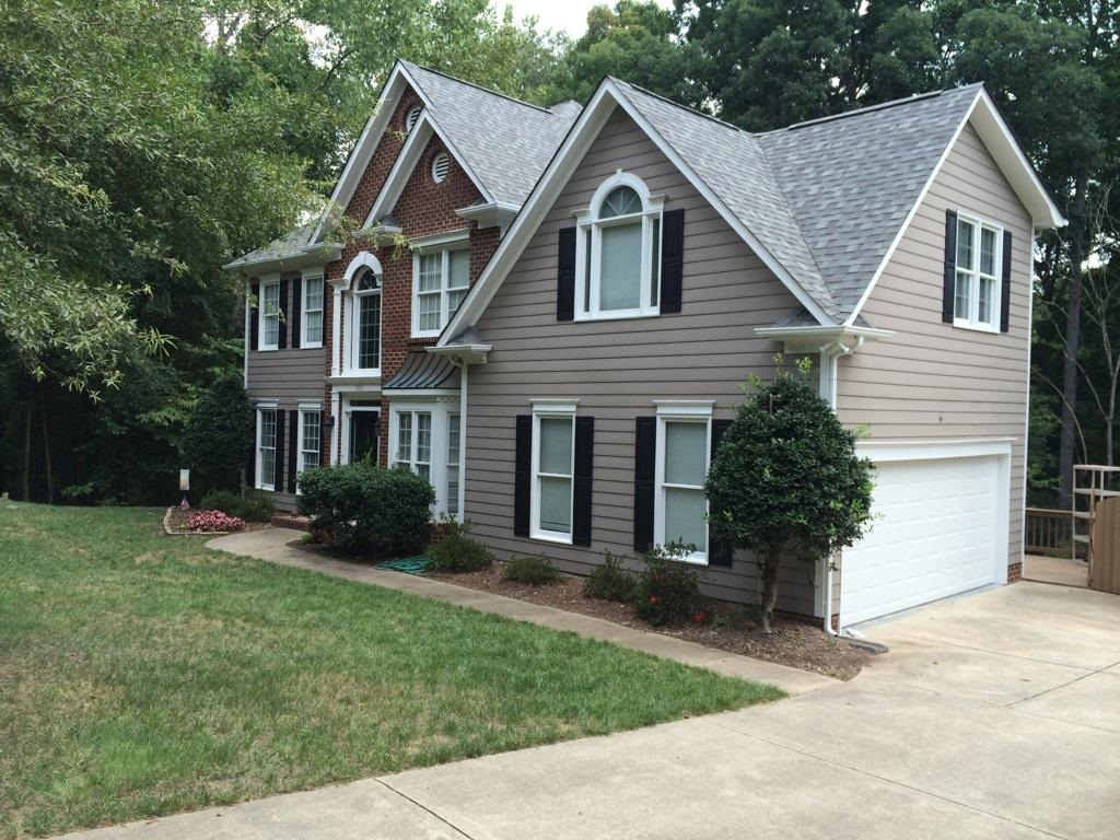 South Charlotte siding replacement by Belk Builders using Hardie Plank Colorplus