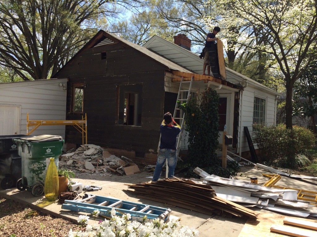 Plaza Midwood Hardie® Plank siding replacement