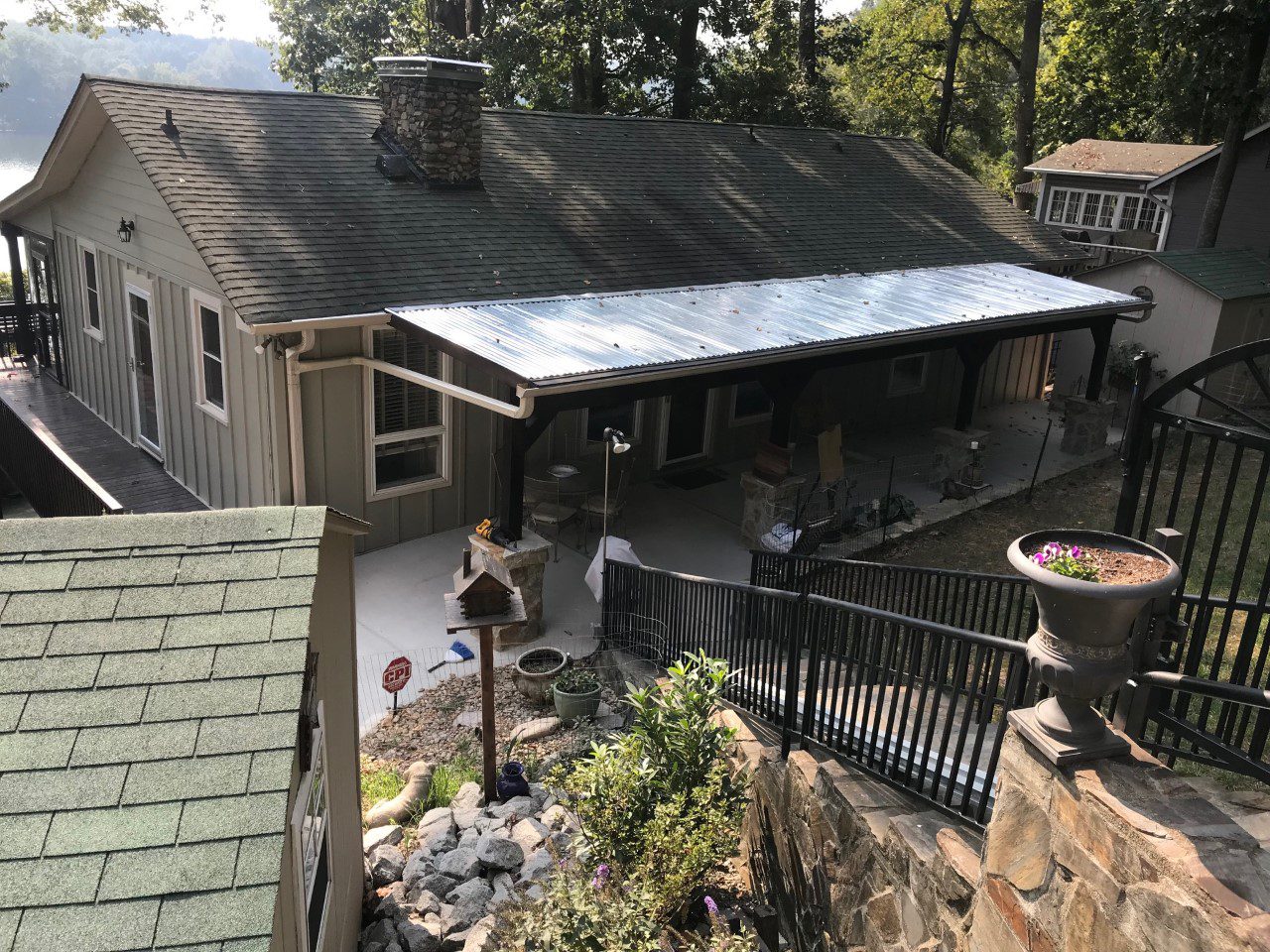 Lake Wylie Cedar Mill board and batten Hardie® Plank siding installer