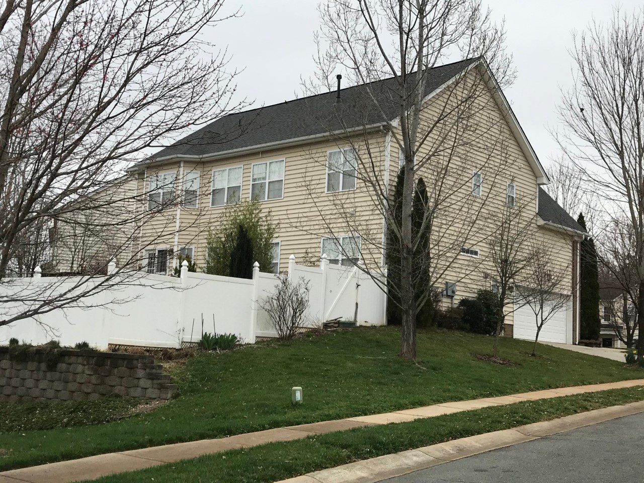 Charlotte roof replacement from back of home