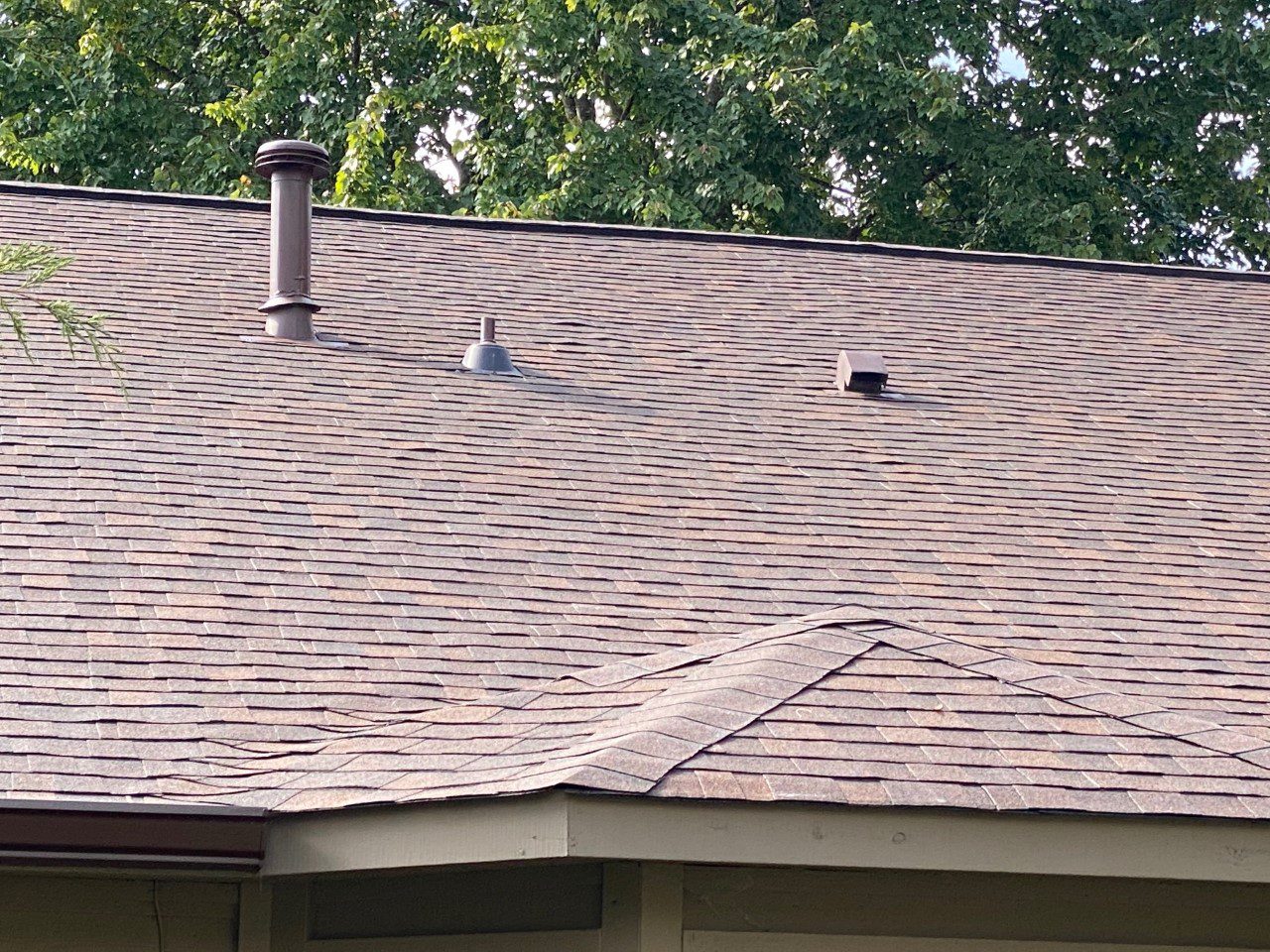 Belk Builders used an Owens Corning architectural shingle in Oakridge, Brownwood color for this recent installation.
