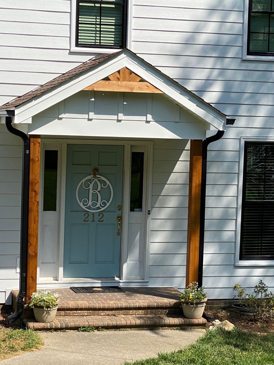 charlotte Hardie® Plank porch details